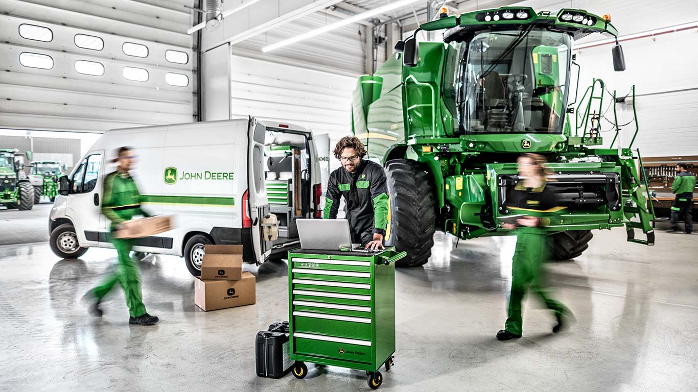 KARRIÄRMÖJLIGHETER HOS JOHN DEERE ÅTERFÖRSÄLJARE