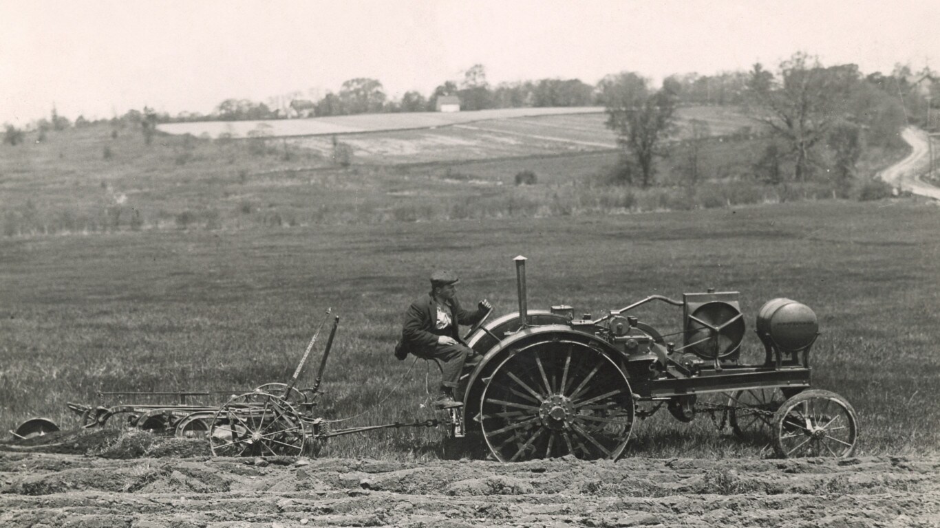 100 år av John Deere traktorer