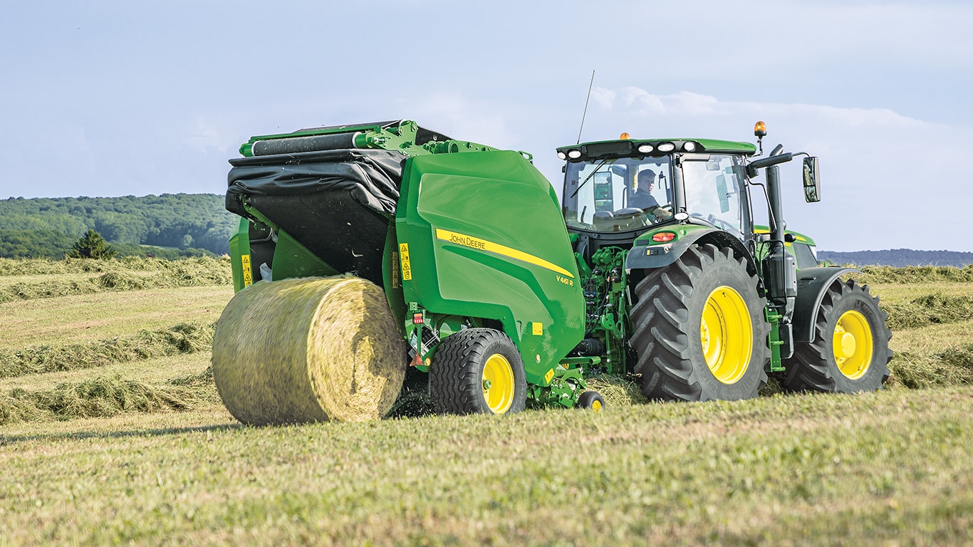 John Deere flexkammarpress V461R med 6R traktor