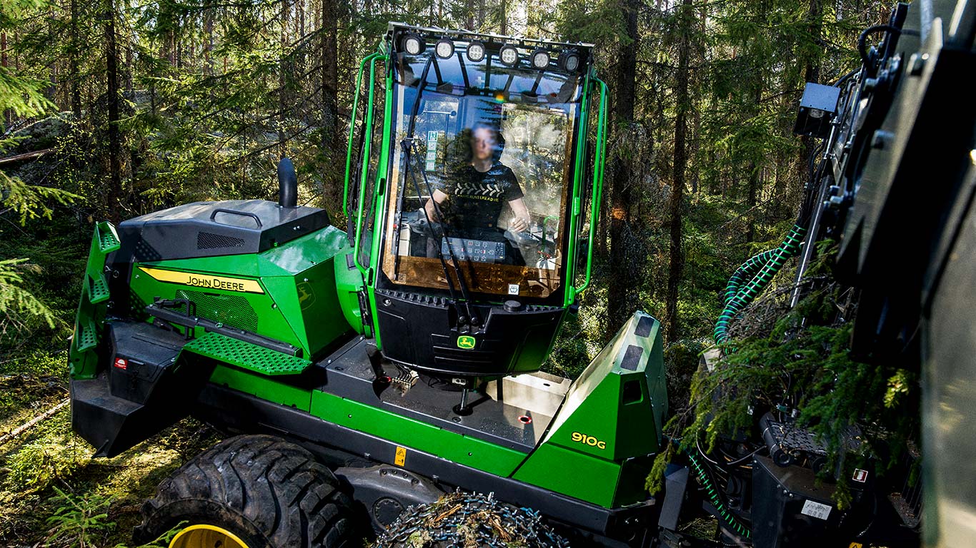 John Deere 910G hytt