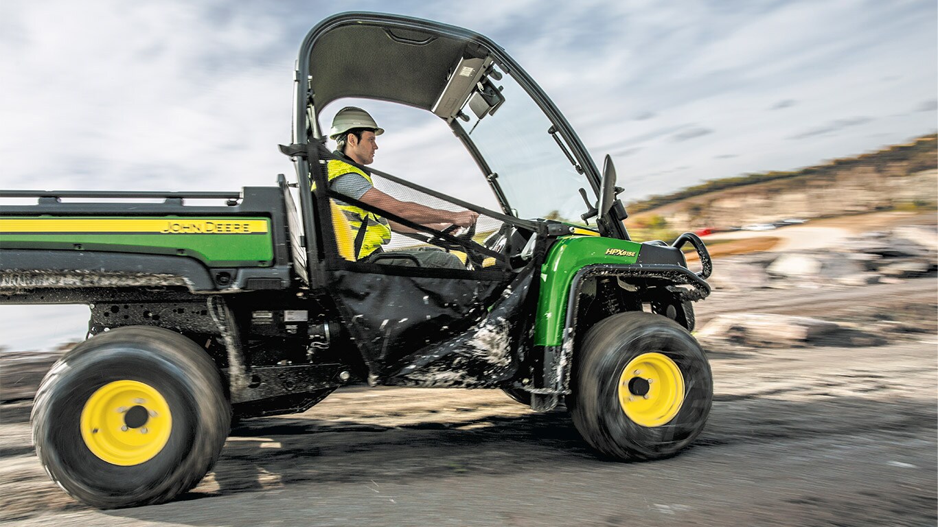 Gator transportfordon, HPX815E, fält